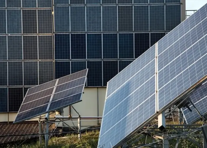 Choose the Right Solar PV Combiner Boxes for Solar PV Systems