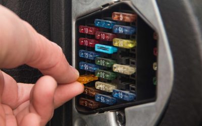 Automotive fuse holder