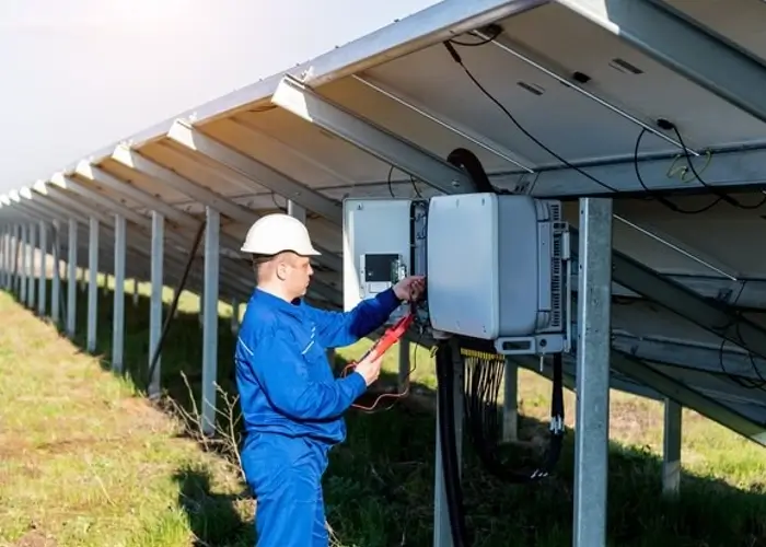 Solar Combiner Box Problems: Fire Safety & Fixes