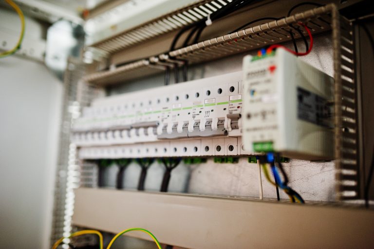 What Is an MCCB? Meaning, Ratings & Selection Guide